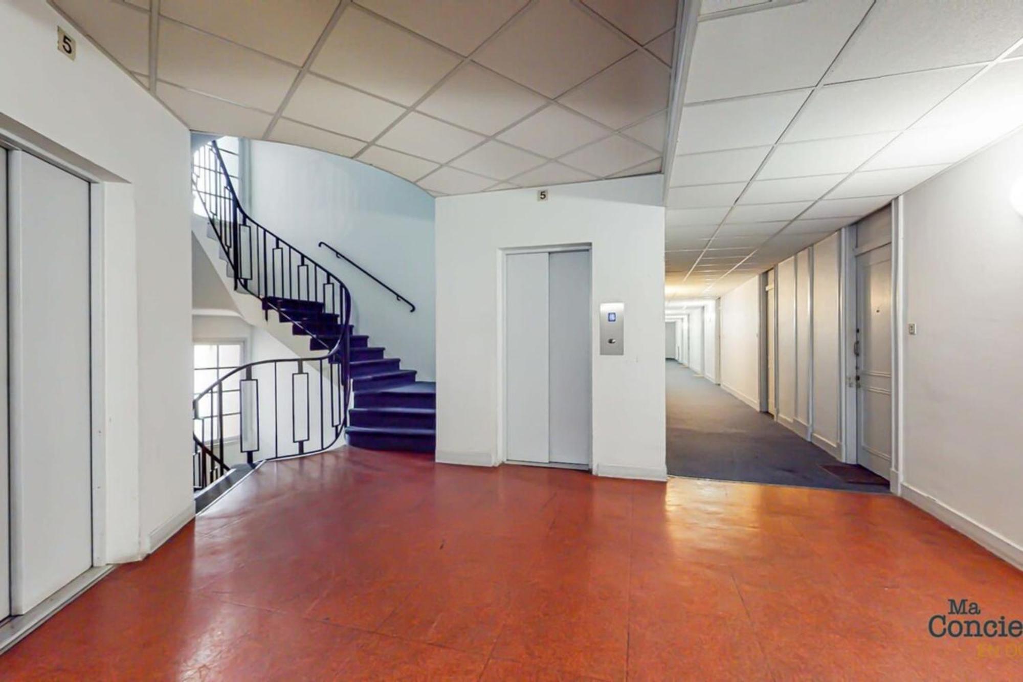 トゥールーズFac 5 Trammetro Vue Garonne Parkingアパートメント エクステリア 写真